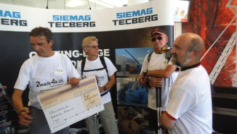 Scheckübergabe bei SIEMAG TECBERG Scheckübergabe bei SIEMAG TECBERG
